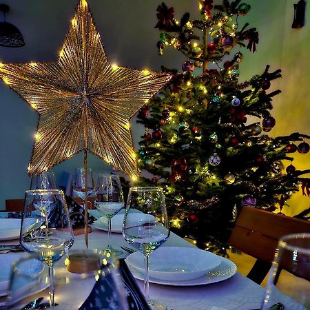 Bed and Breakfast Colt De Rai Hirtoape Экстерьер фото
