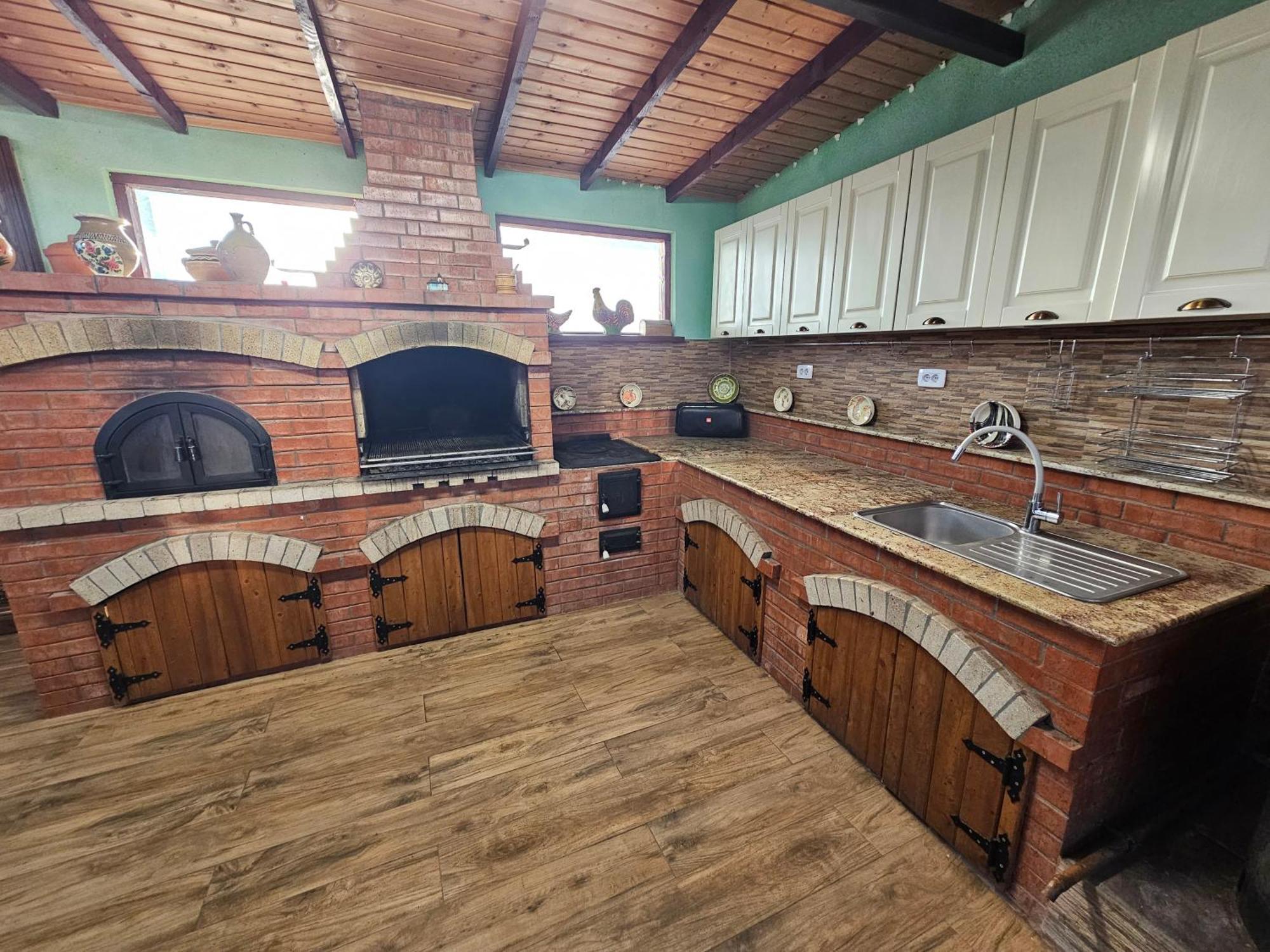 Bed and Breakfast Colt De Rai Hirtoape Экстерьер фото