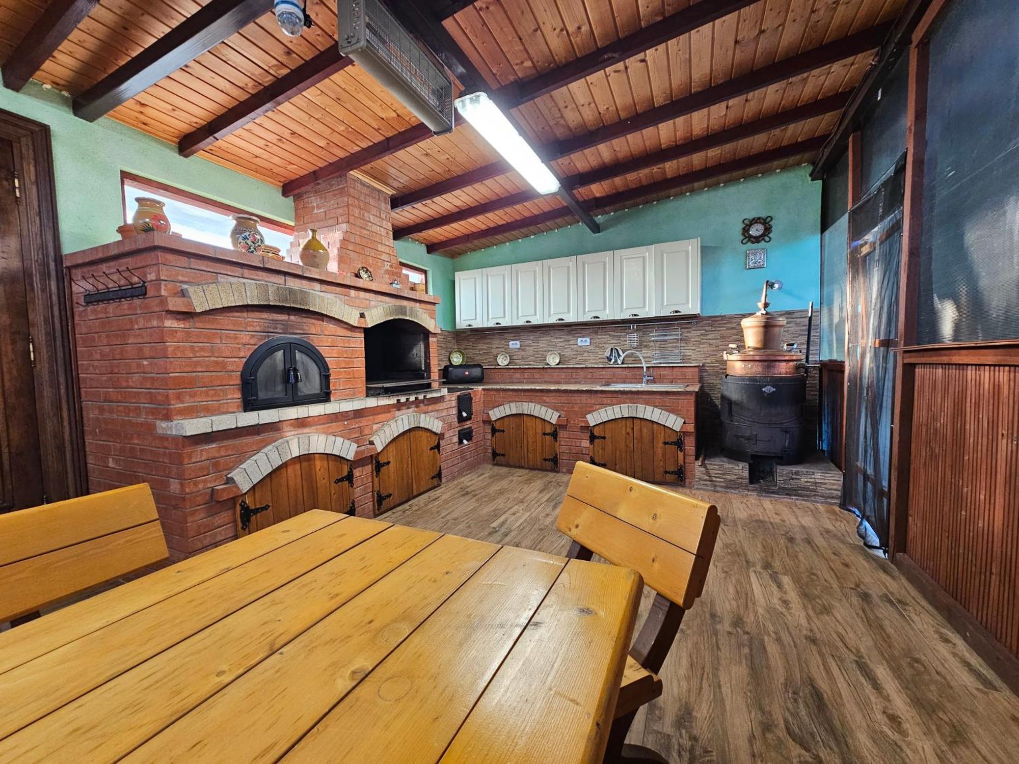 Bed and Breakfast Colt De Rai Hirtoape Экстерьер фото