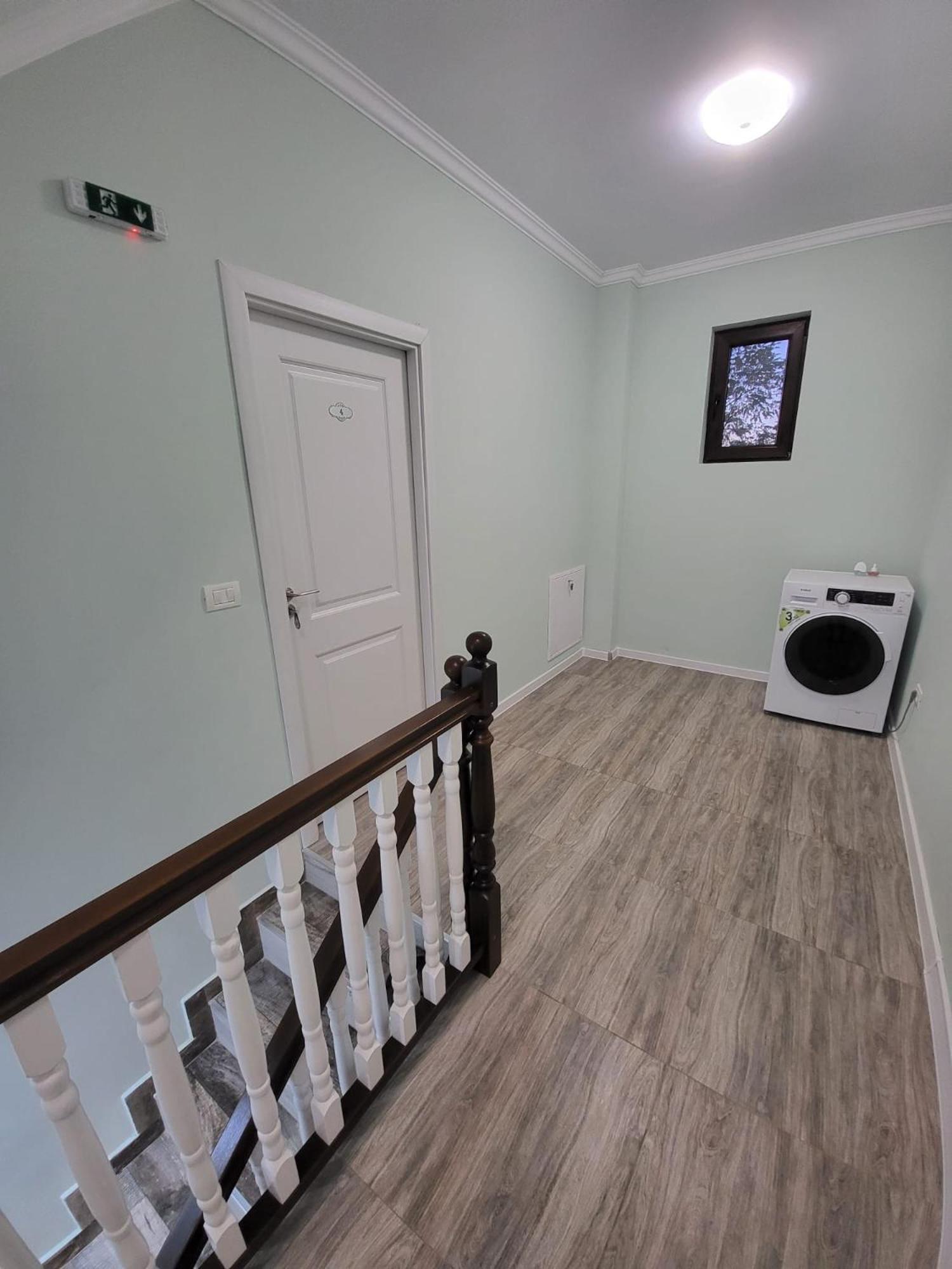 Bed and Breakfast Colt De Rai Hirtoape Экстерьер фото